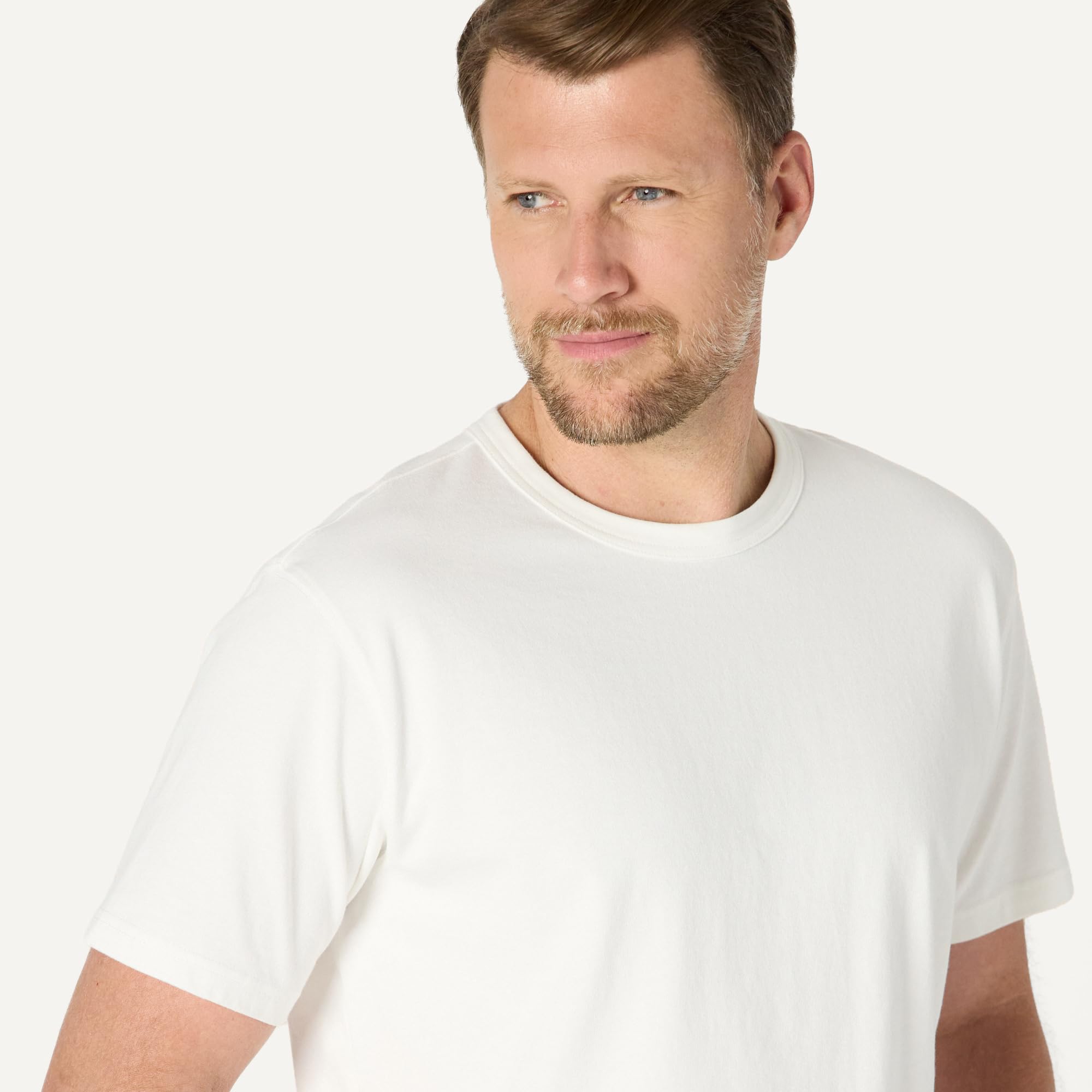 Amazon Essentials Men's Relaxed-Fit Heavyweight Cotton T-Shirt