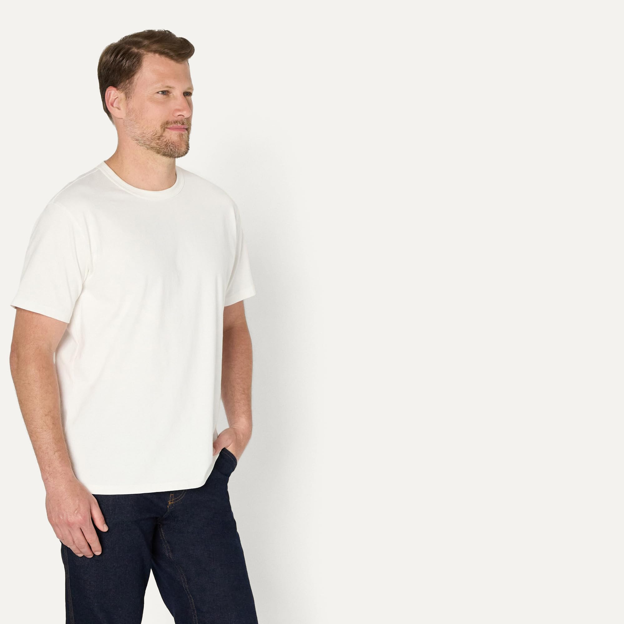 Amazon Essentials Men's Relaxed-Fit Heavyweight Cotton T-Shirt
